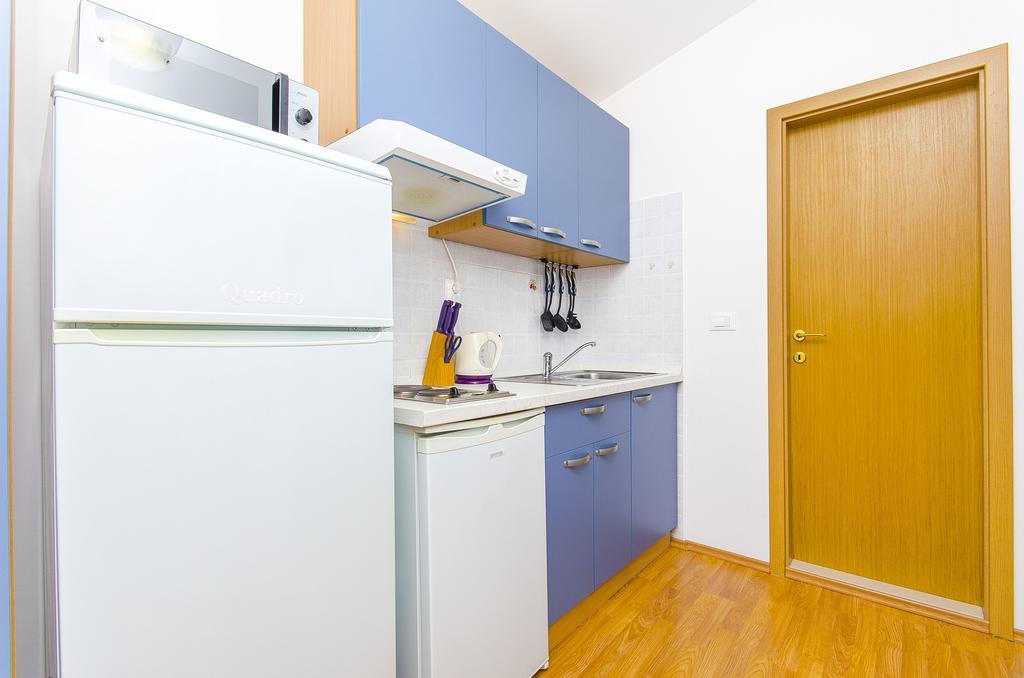 Apartments Kunac Podgora Chambre photo