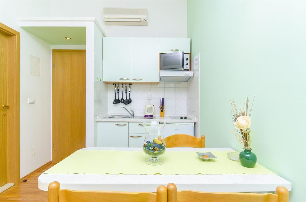 Apartments Kunac Podgora Extérieur photo
